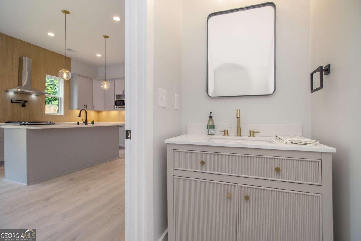 210 Tanyard Street Canton - 23