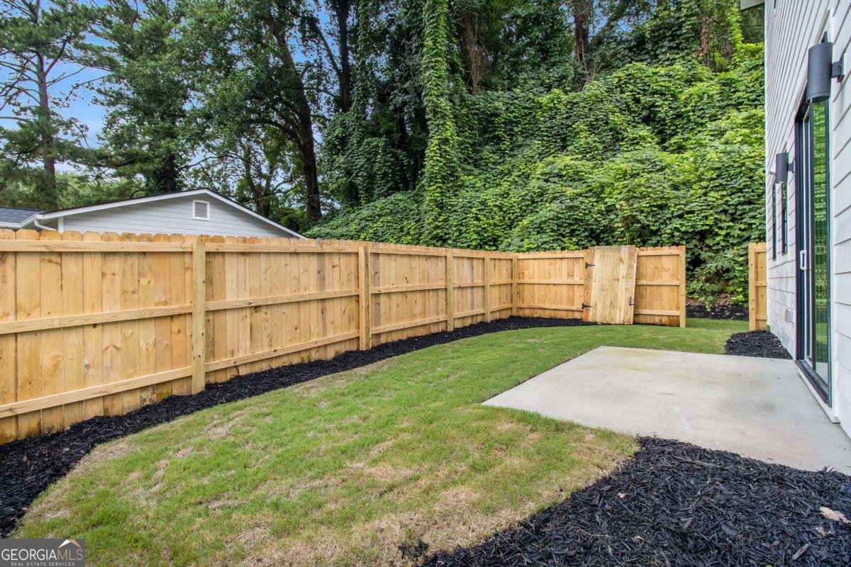 210 Tanyard Street Canton - 24