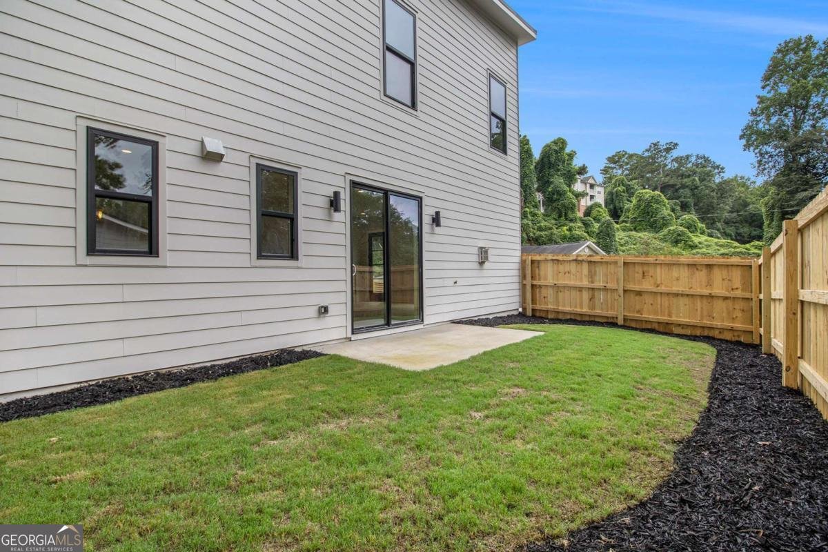 210 Tanyard Street Canton - 25