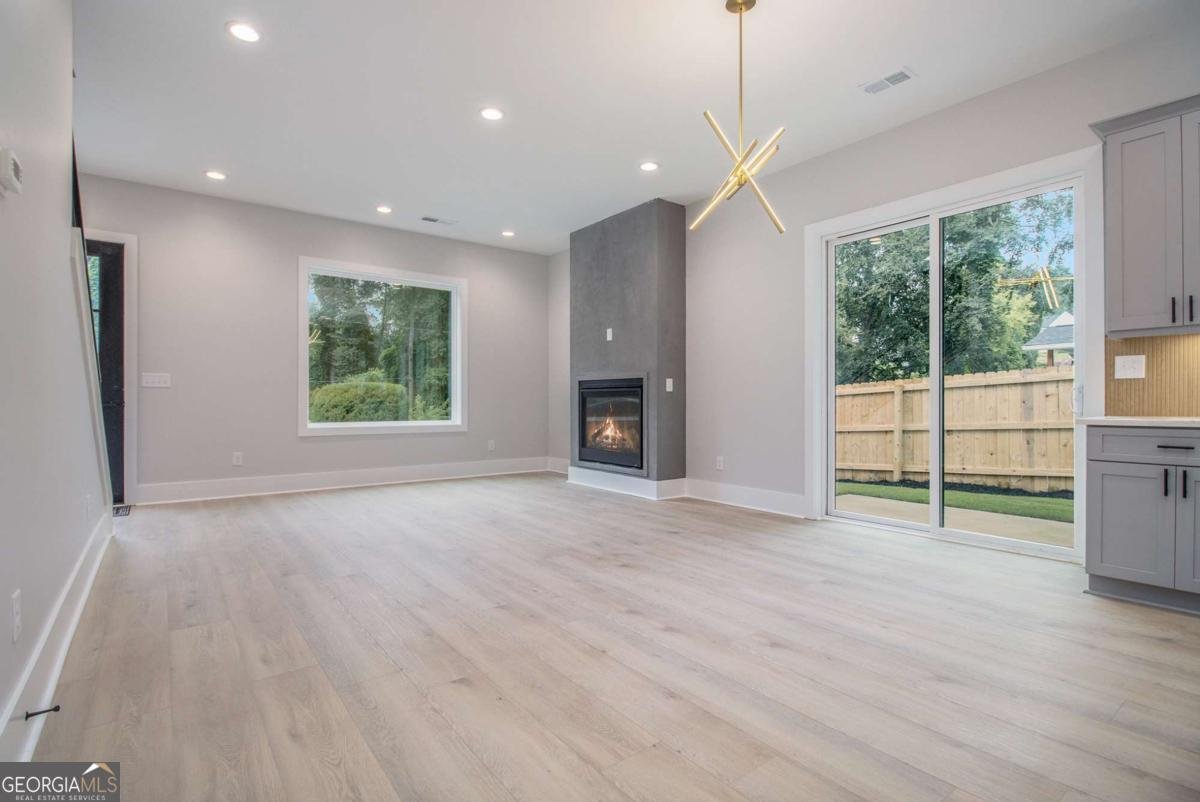 210 Tanyard Street Canton - 6