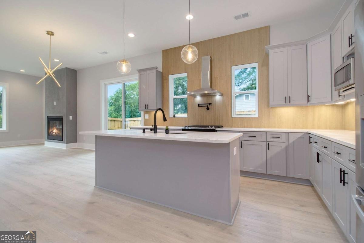210 Tanyard Street Canton - 7