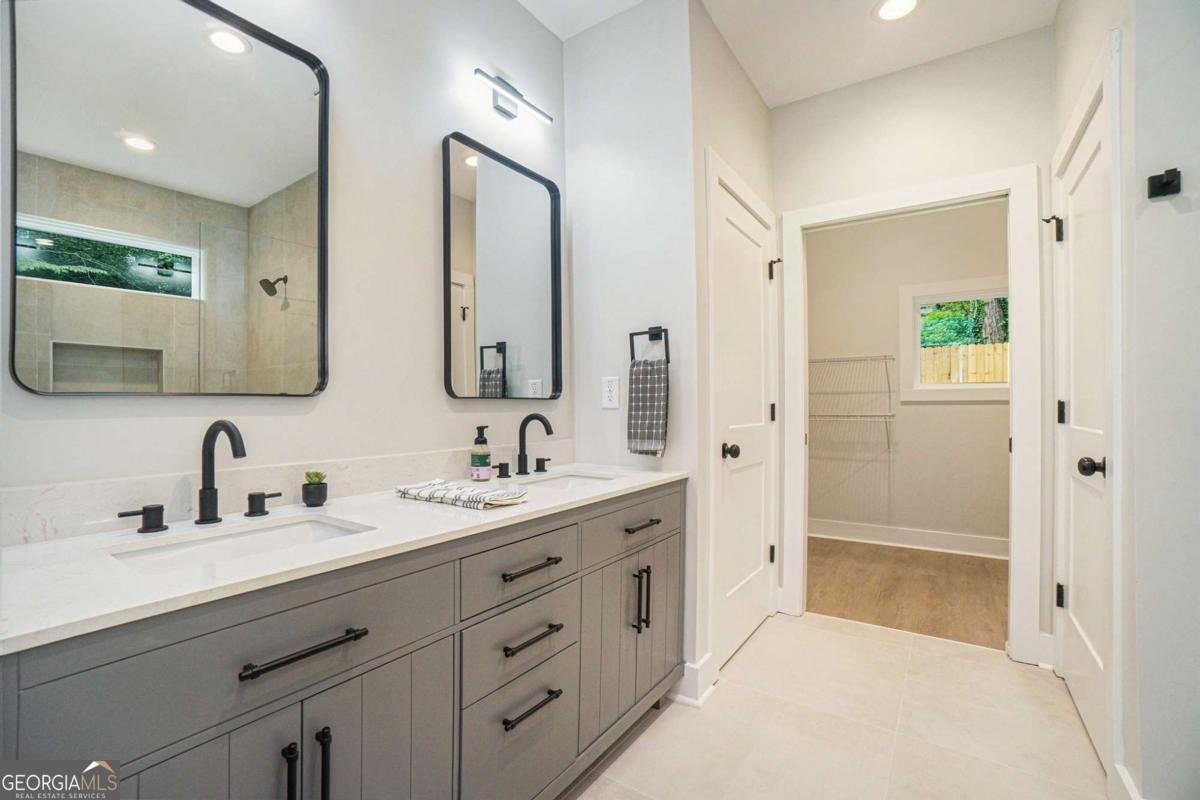 222 Tanyard Street Canton - 14