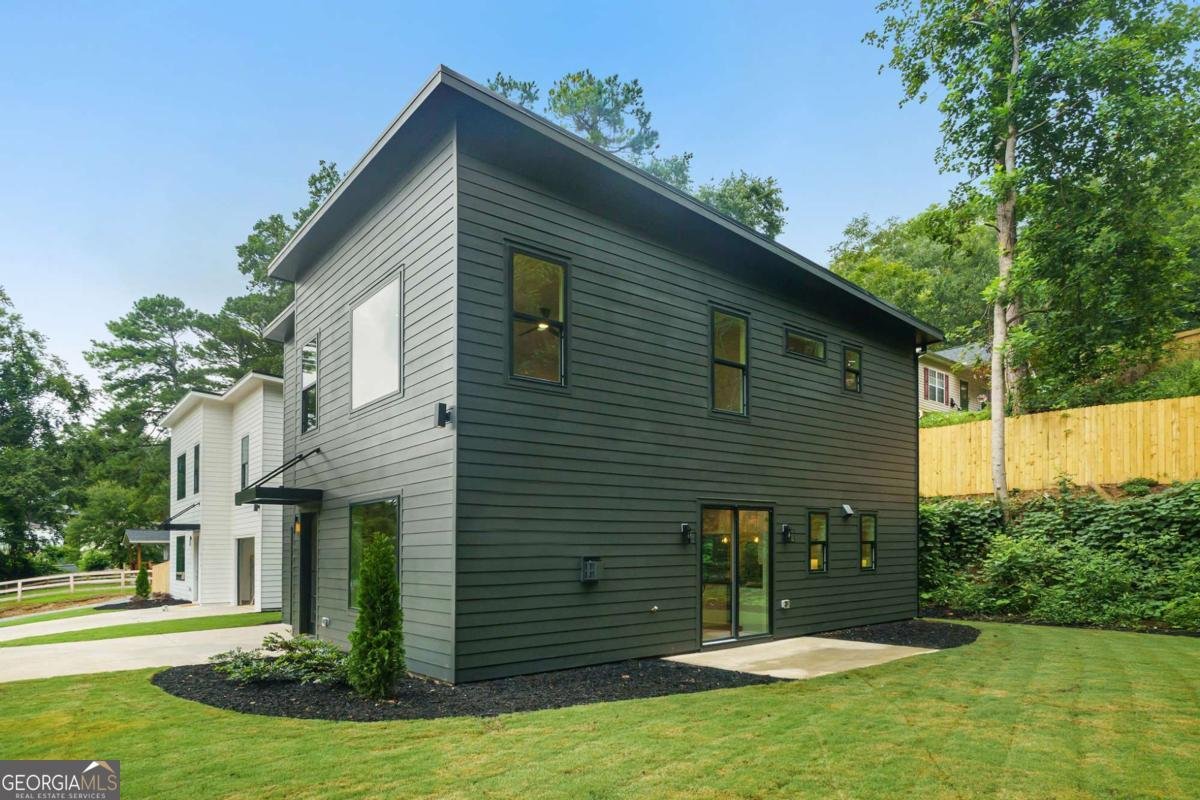 222 Tanyard Street Canton - 23