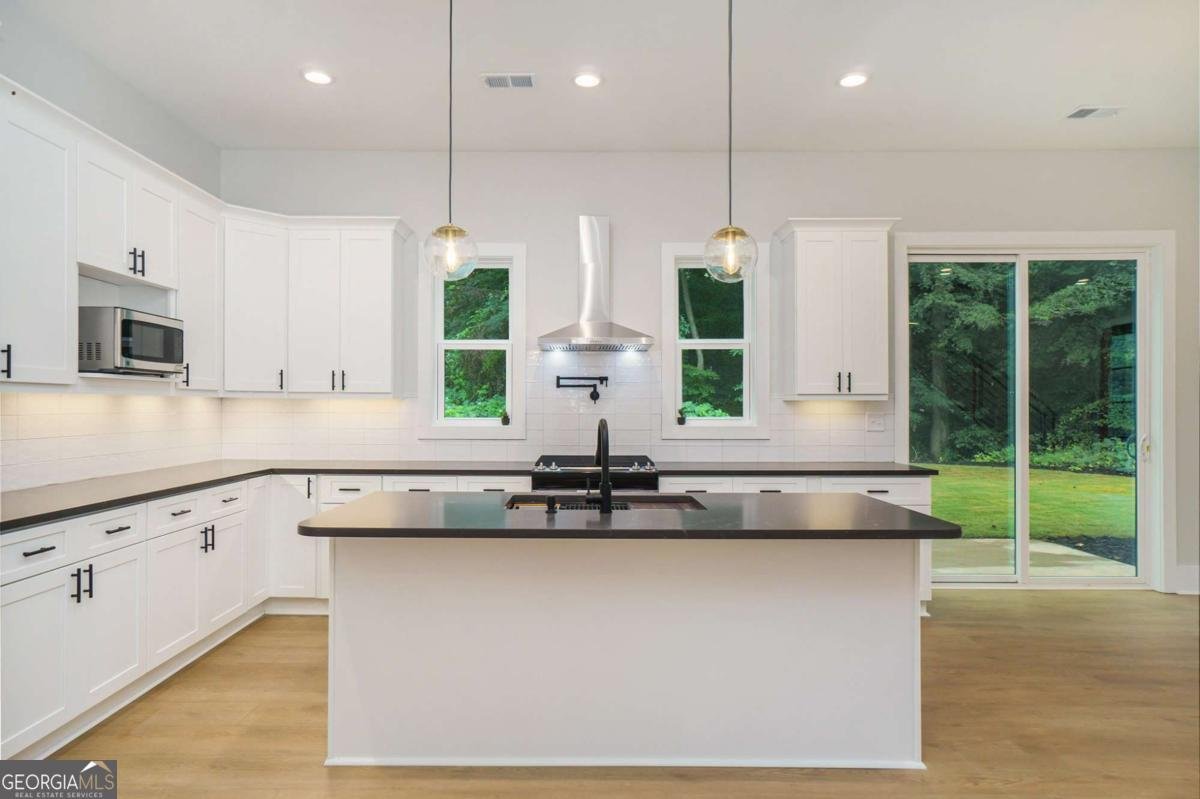 222 Tanyard Street Canton - 9