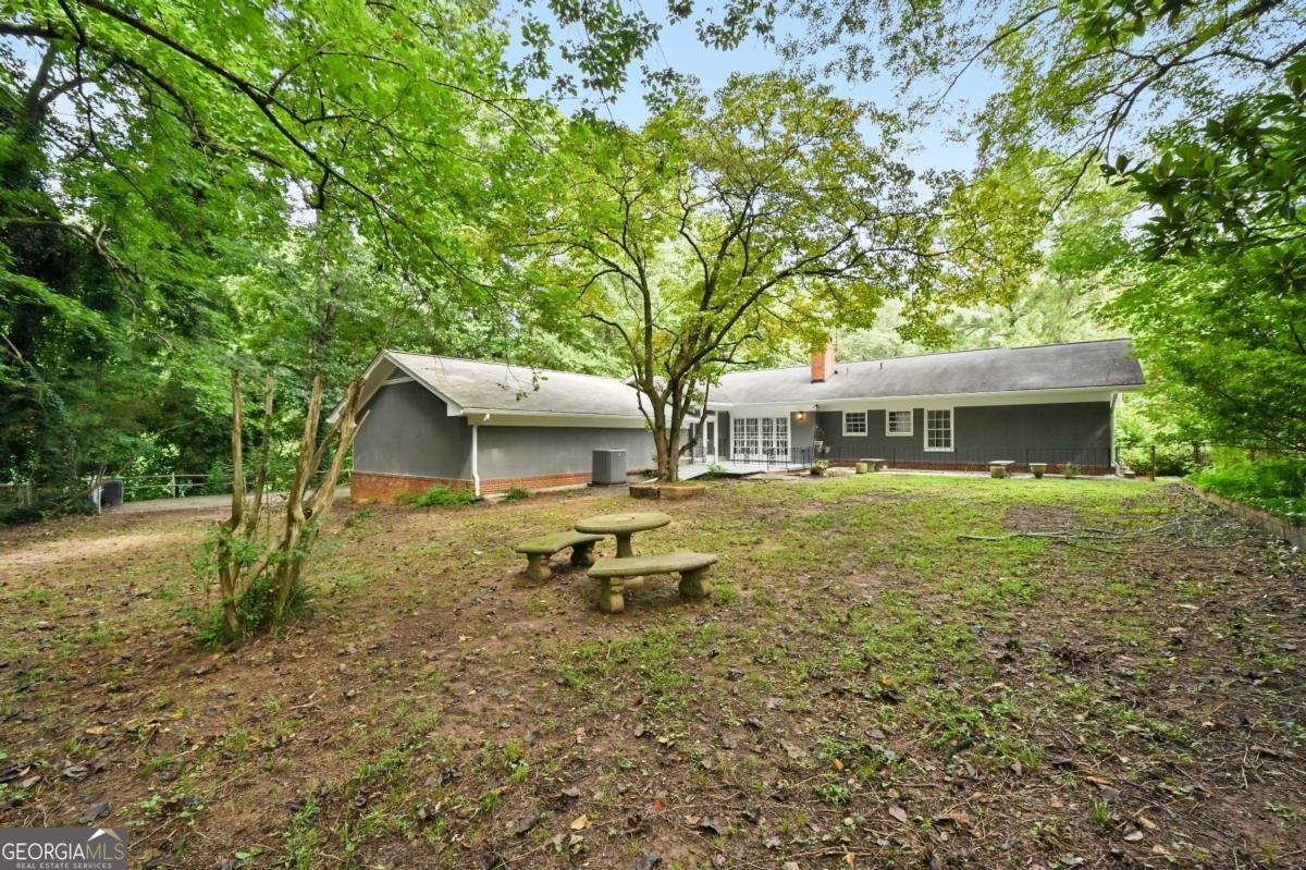 2698 Collier Drive Atlanta - 40