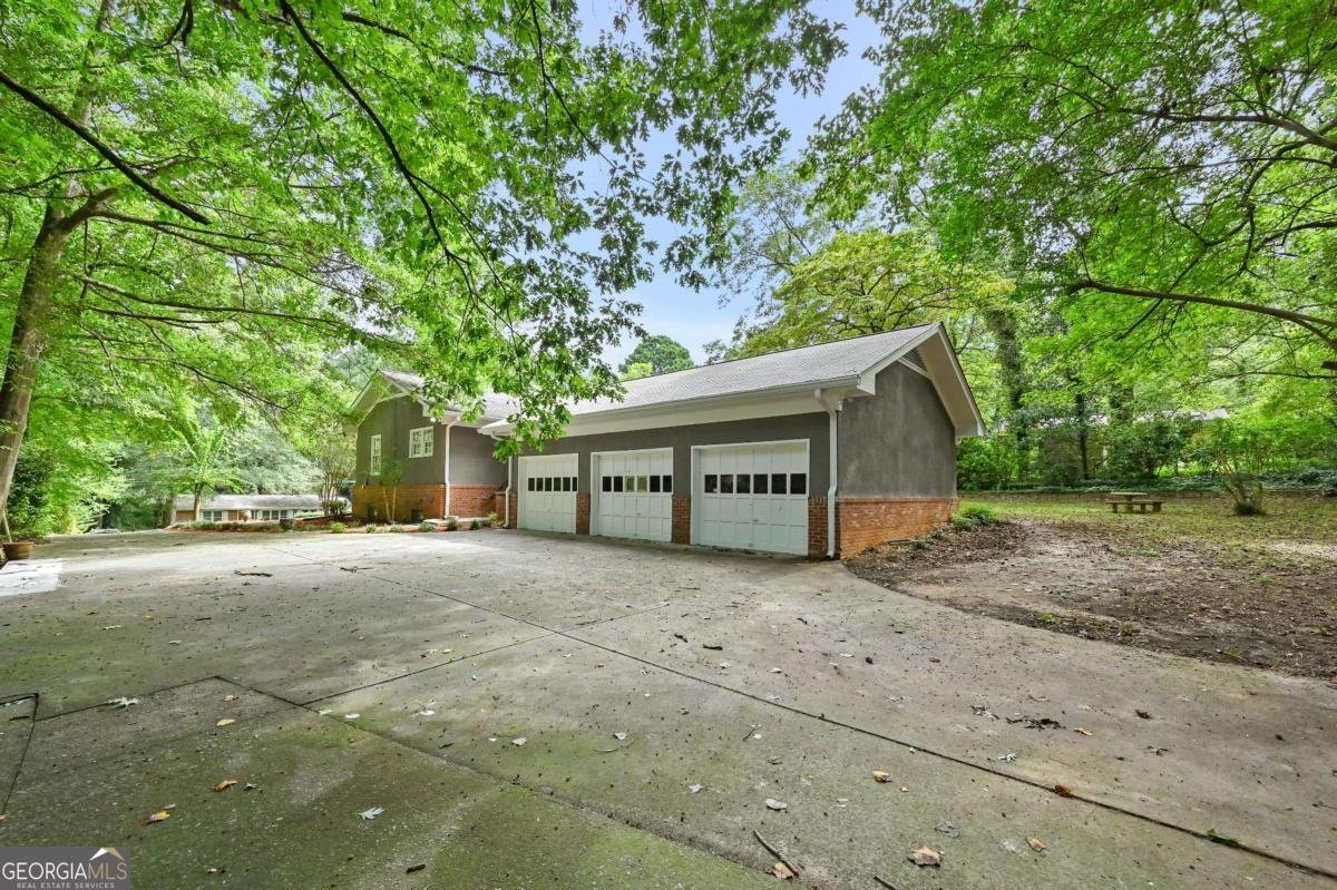 2698 Collier Drive Atlanta - 41