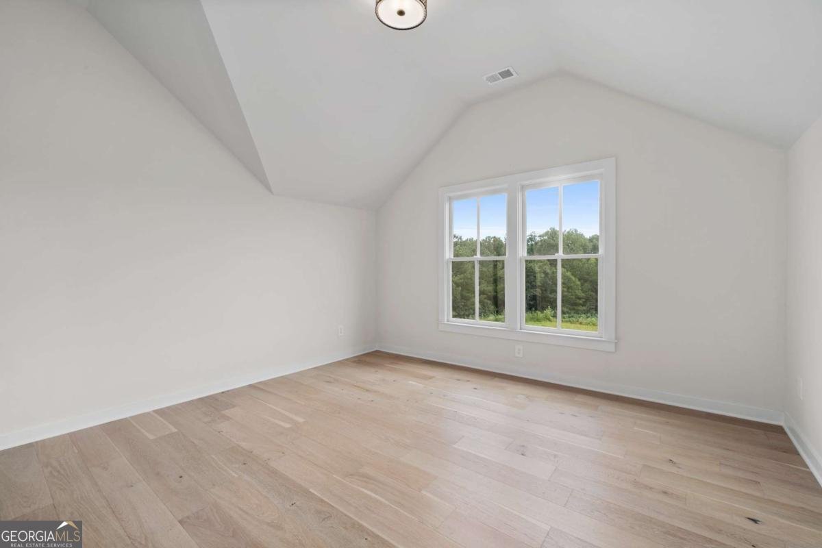 1013 Crossroad Trail Milton - 44