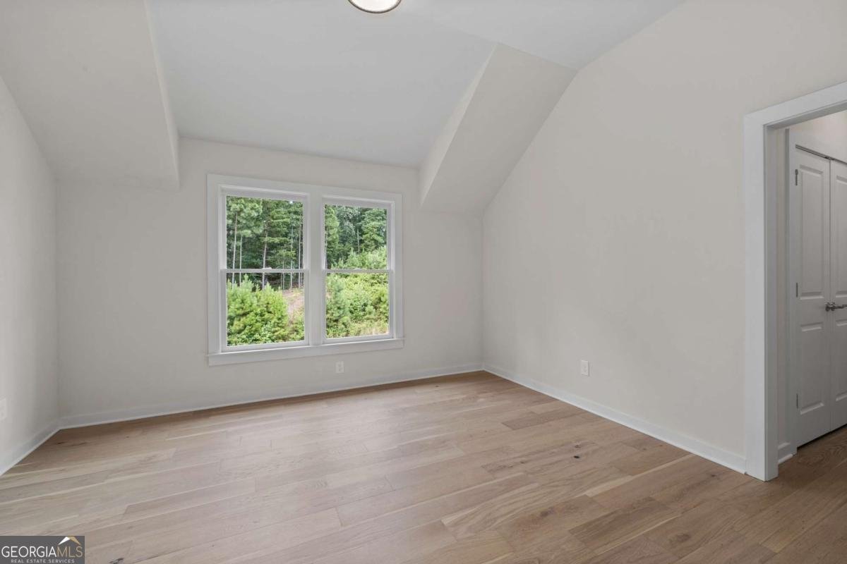 1013 Crossroad Trail Milton - 46