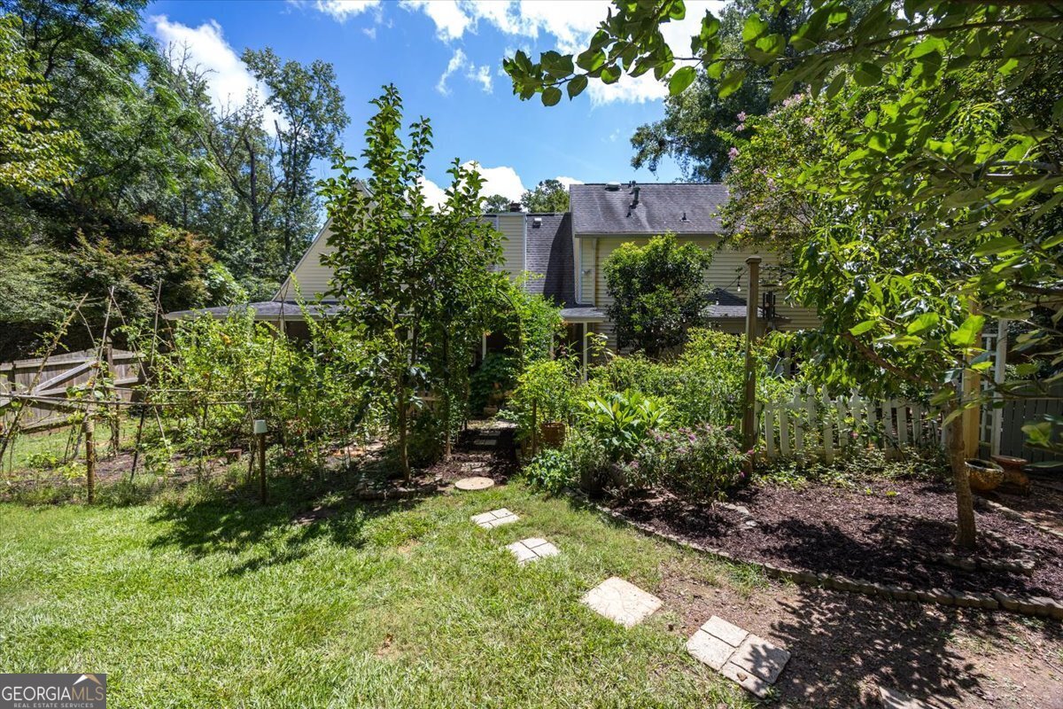 1160 Craddock Way Macon - 54
