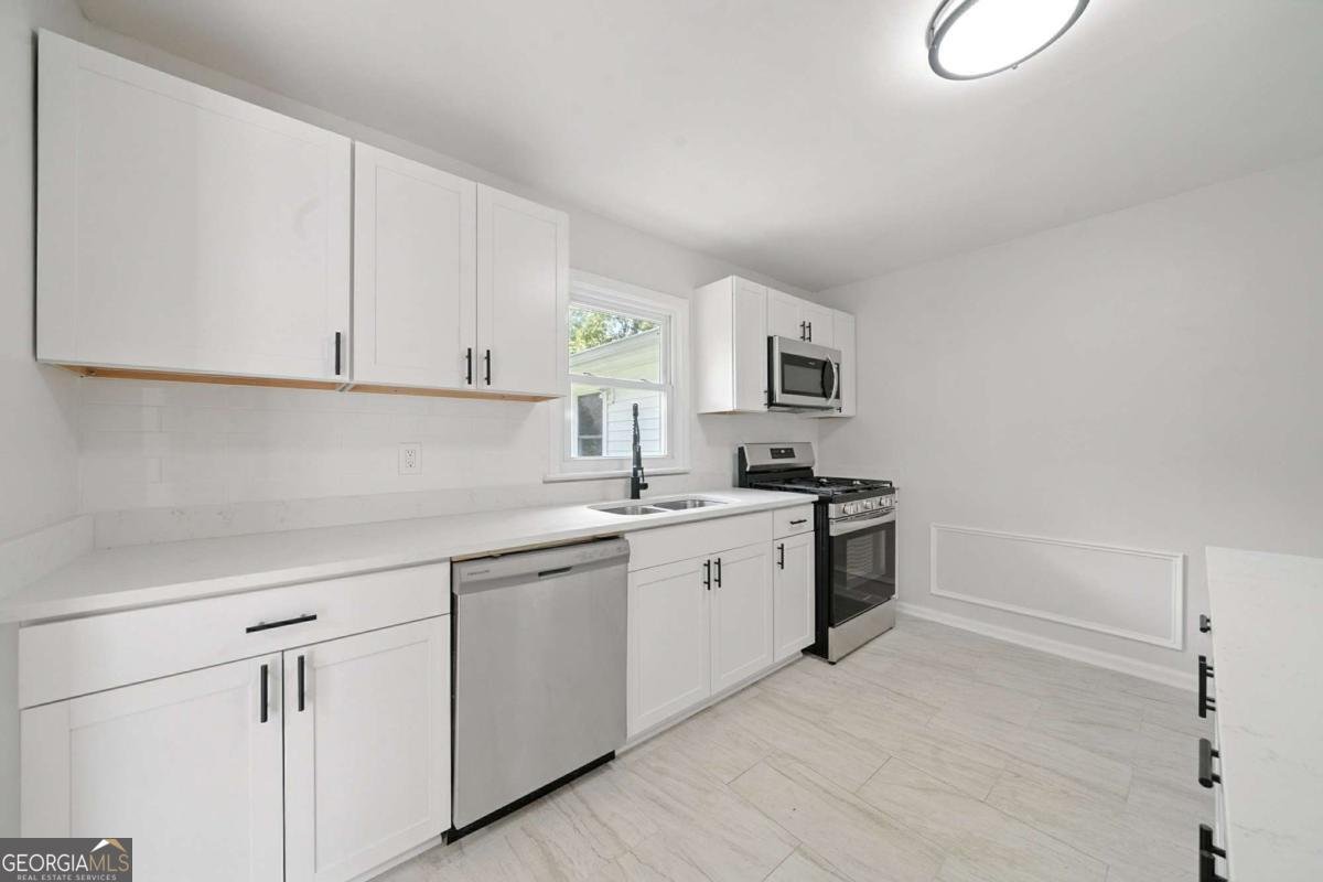 3132 North Avenue Scottdale - 11