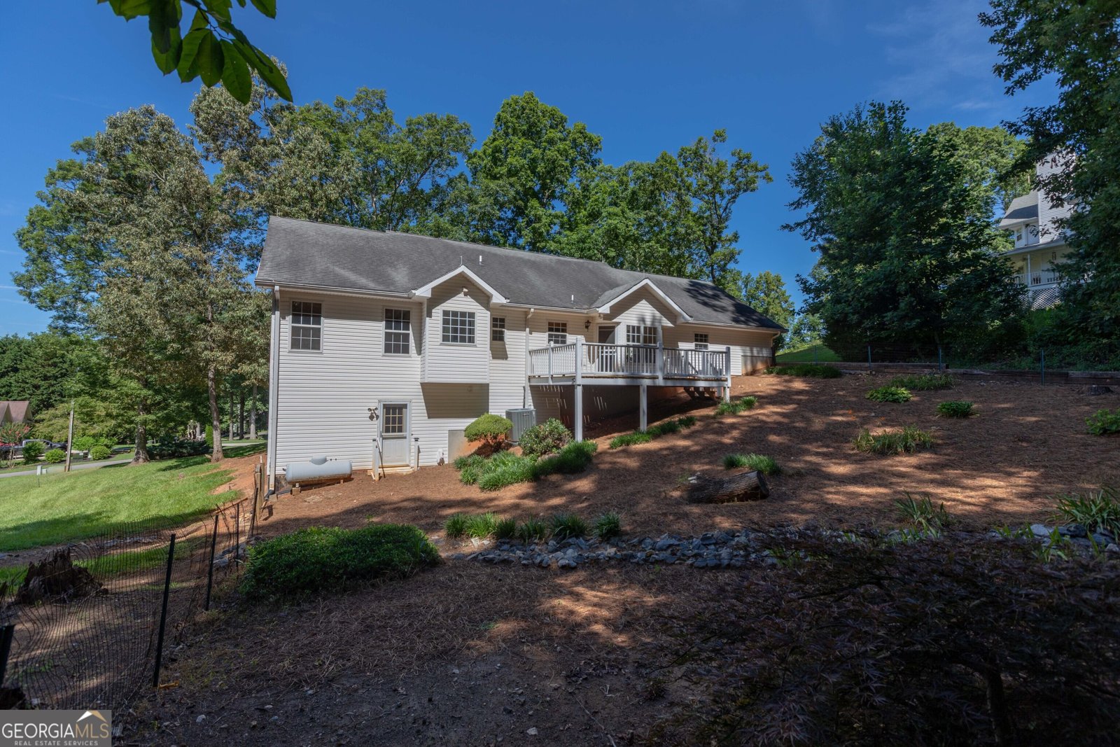 61 Leafview Drive Cleveland - 36