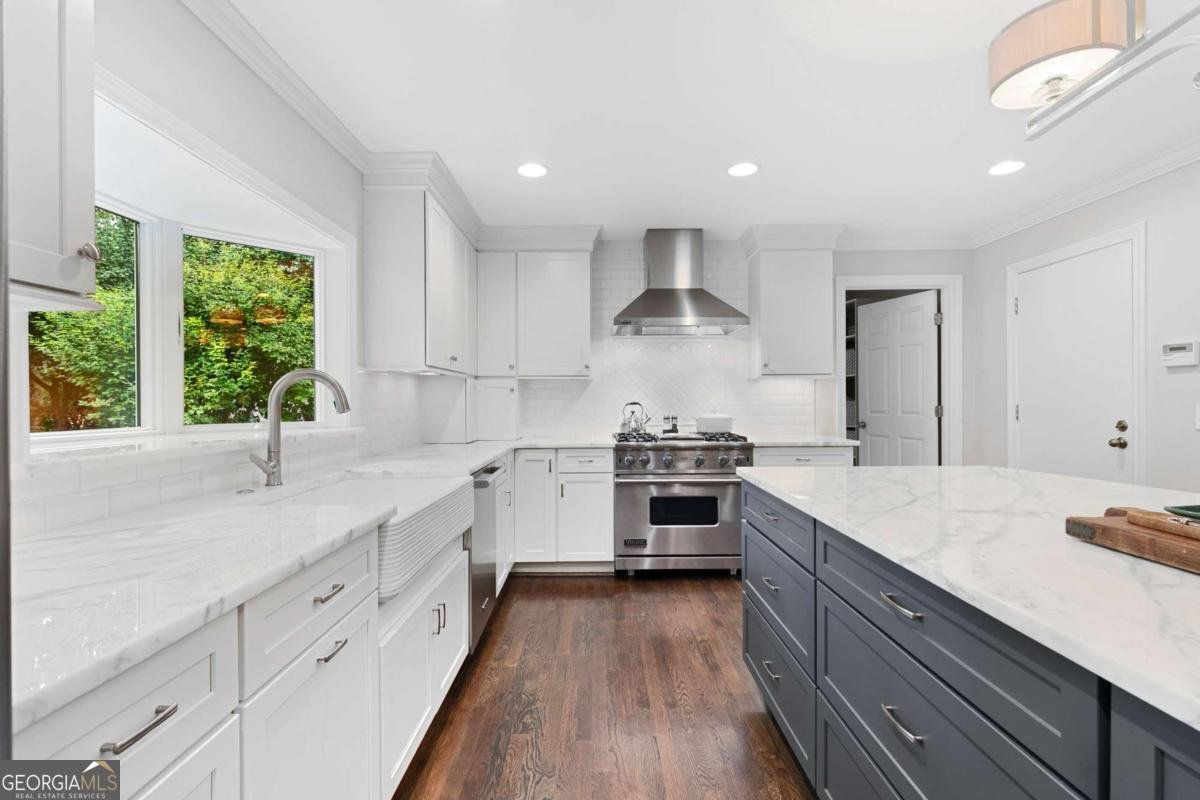585 Shore Place Roswell - 10