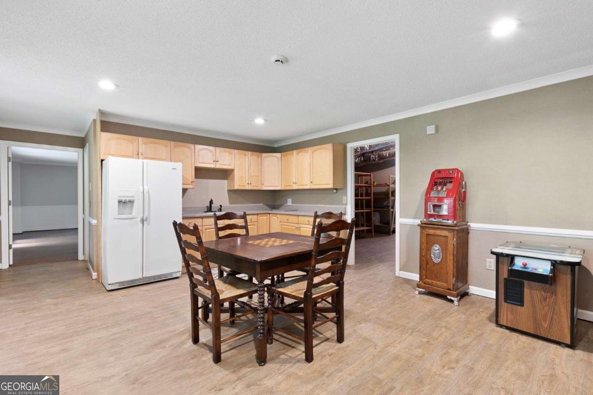 585 Shore Place Roswell - 37