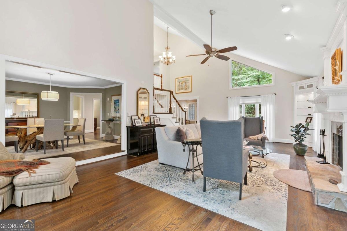 585 Shore Place Roswell - 4