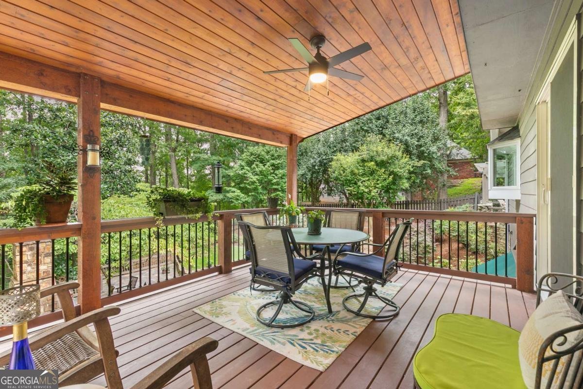 585 Shore Place Roswell - 41