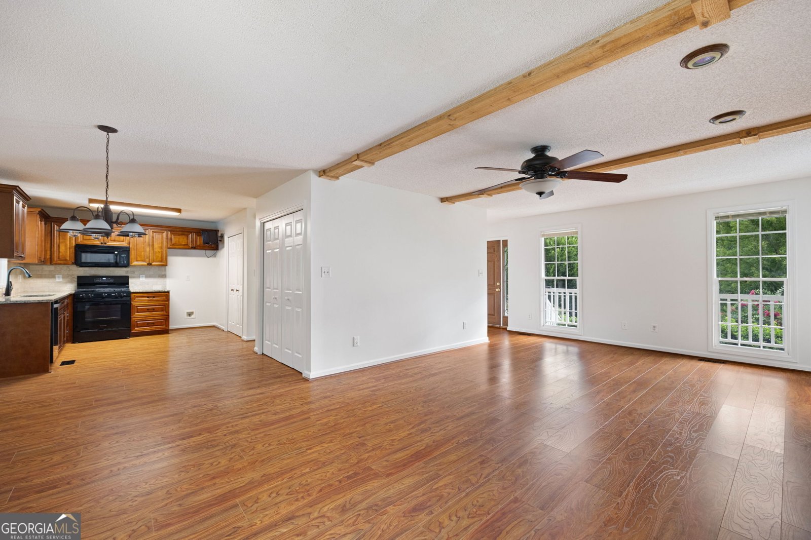 317 Camberley Lane Dallas - 11