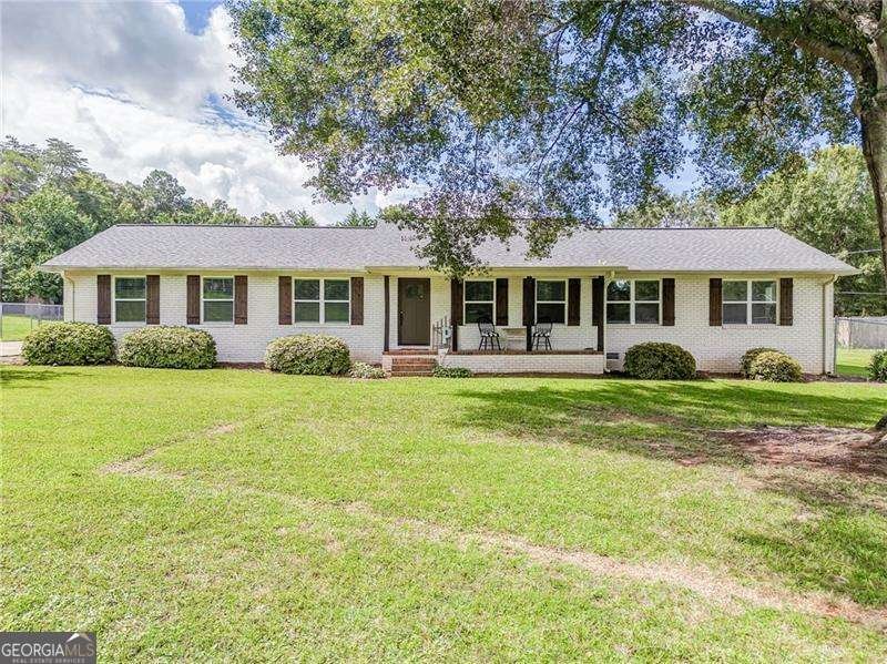 109 LAKE Street Rockmart - 1