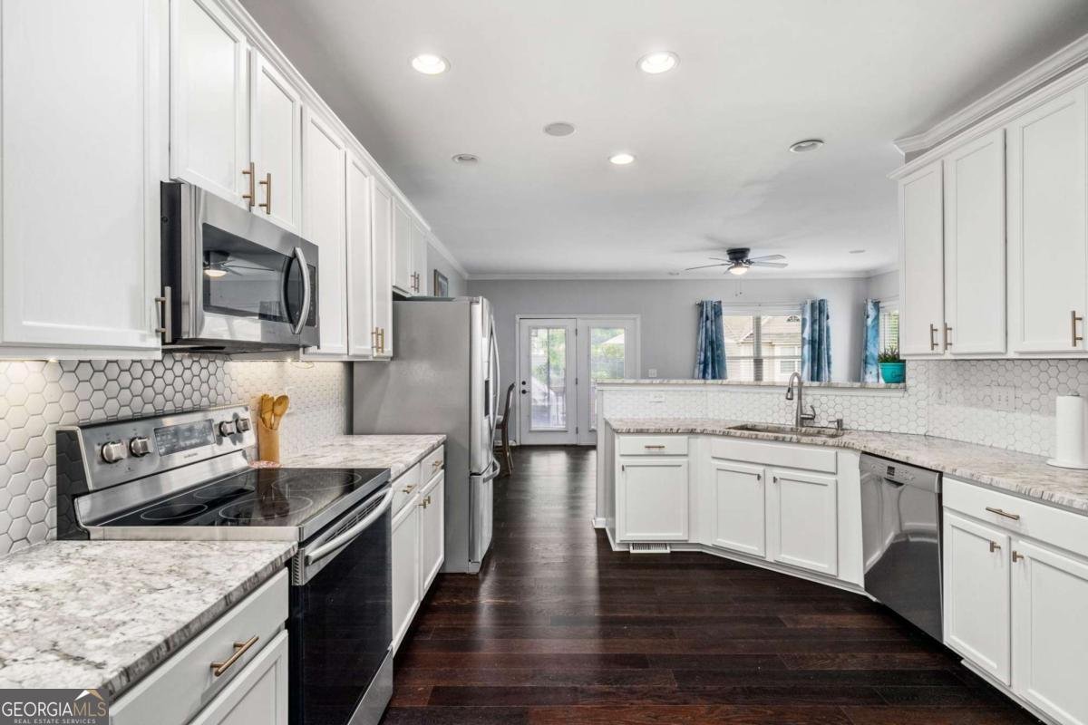 5227 Whiteoak Avenue Smyrna - 5