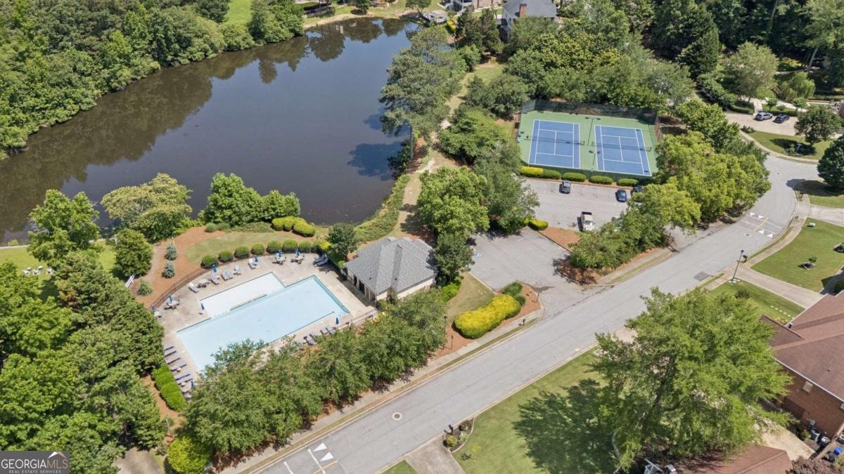 2145 Sugarstone Court Lawrenceville - 43
