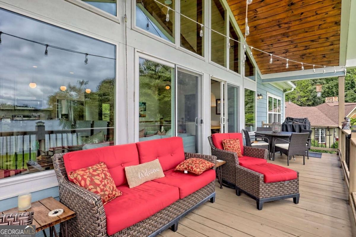 1670 Hedden Cove Road Hiawassee - 29