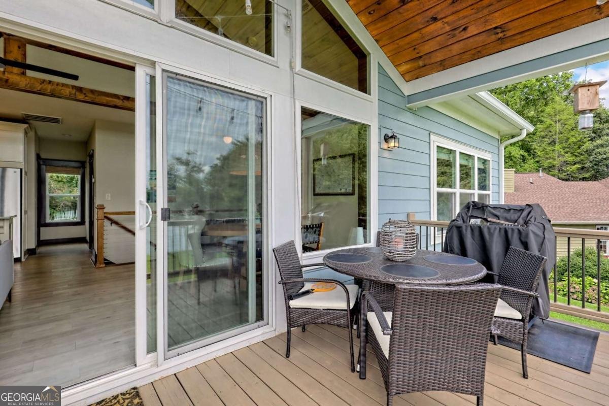 1670 Hedden Cove Road Hiawassee - 30
