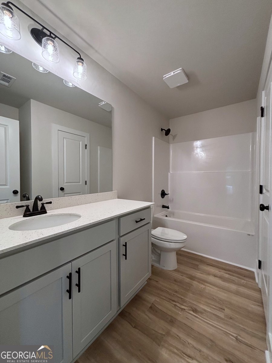 4542 Highland Gate Parkway Gainesville - 28