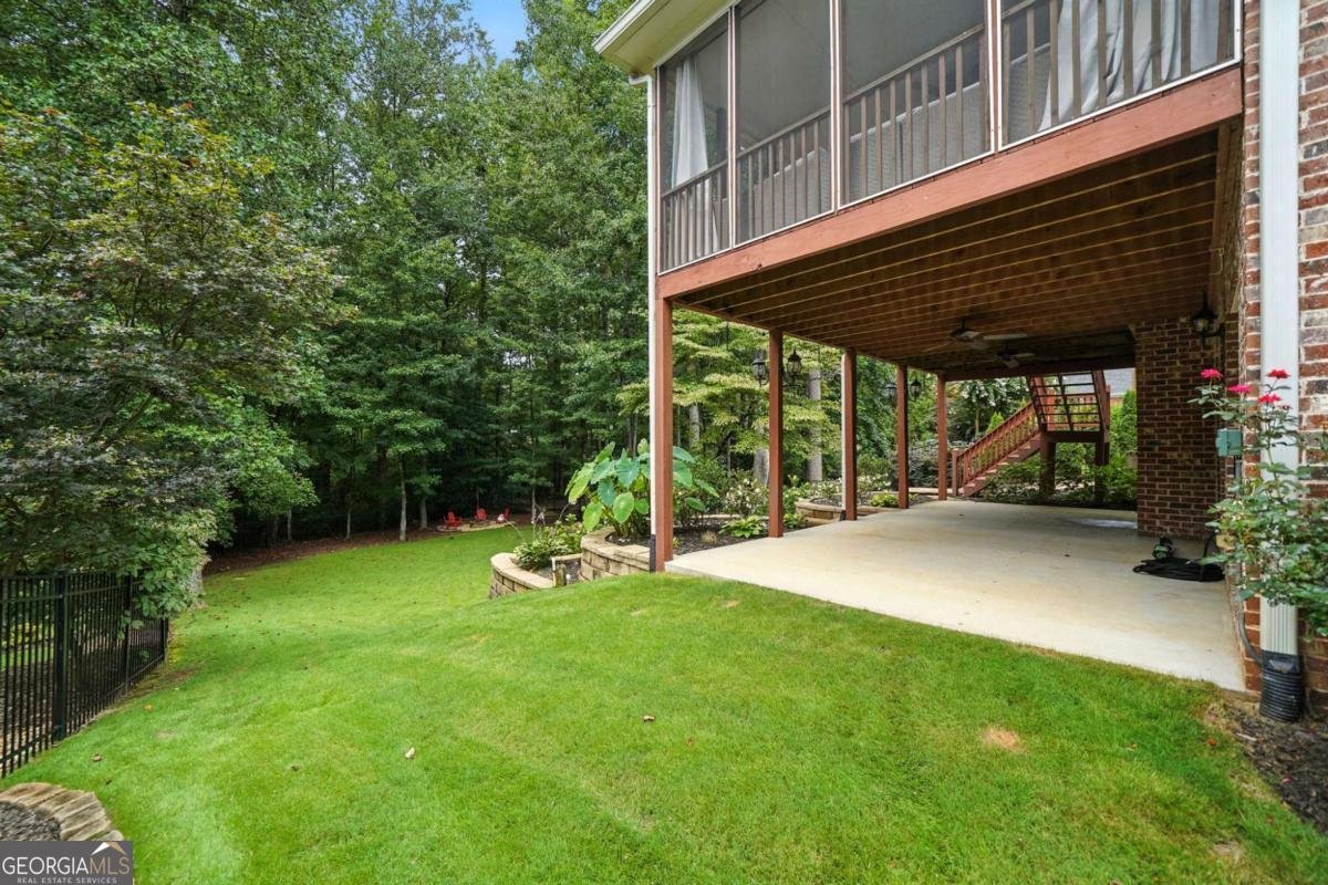 1095 Grace Hill Drive Roswell - 43