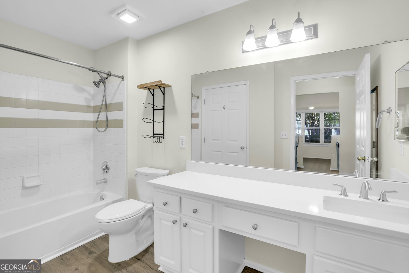 12300 Apache Avenue Savannah - 17