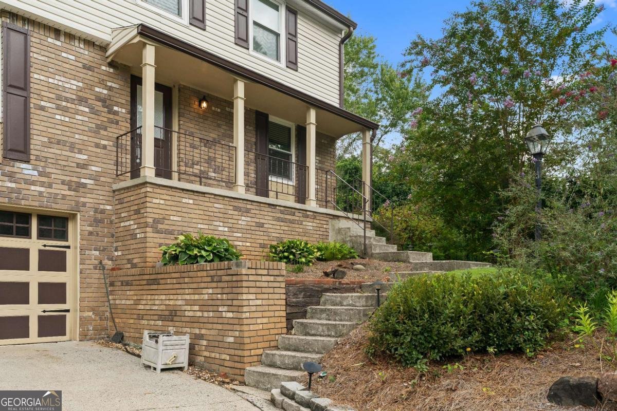 4562 Landing Way Marietta - 3