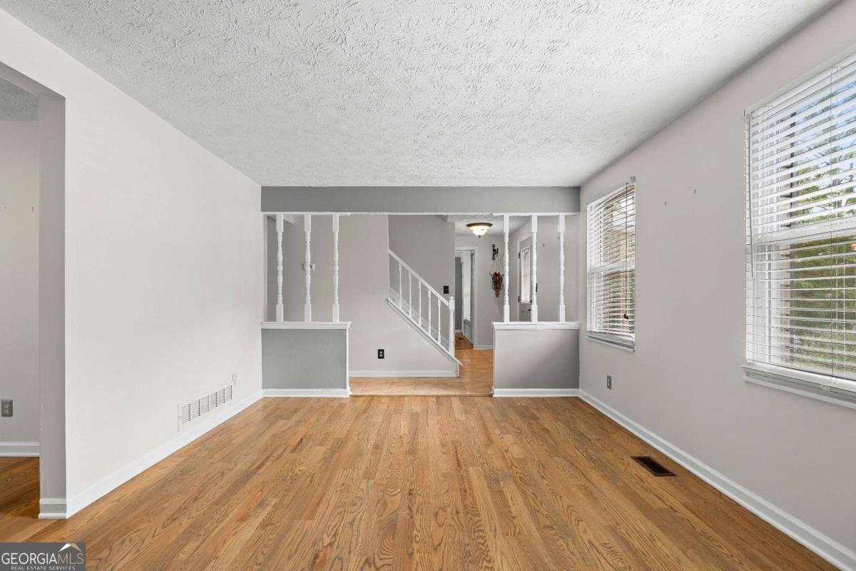 4562 Landing Way Marietta - 6