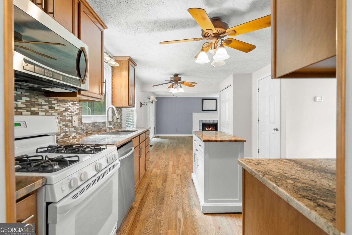 4562 Landing Way Marietta - 8