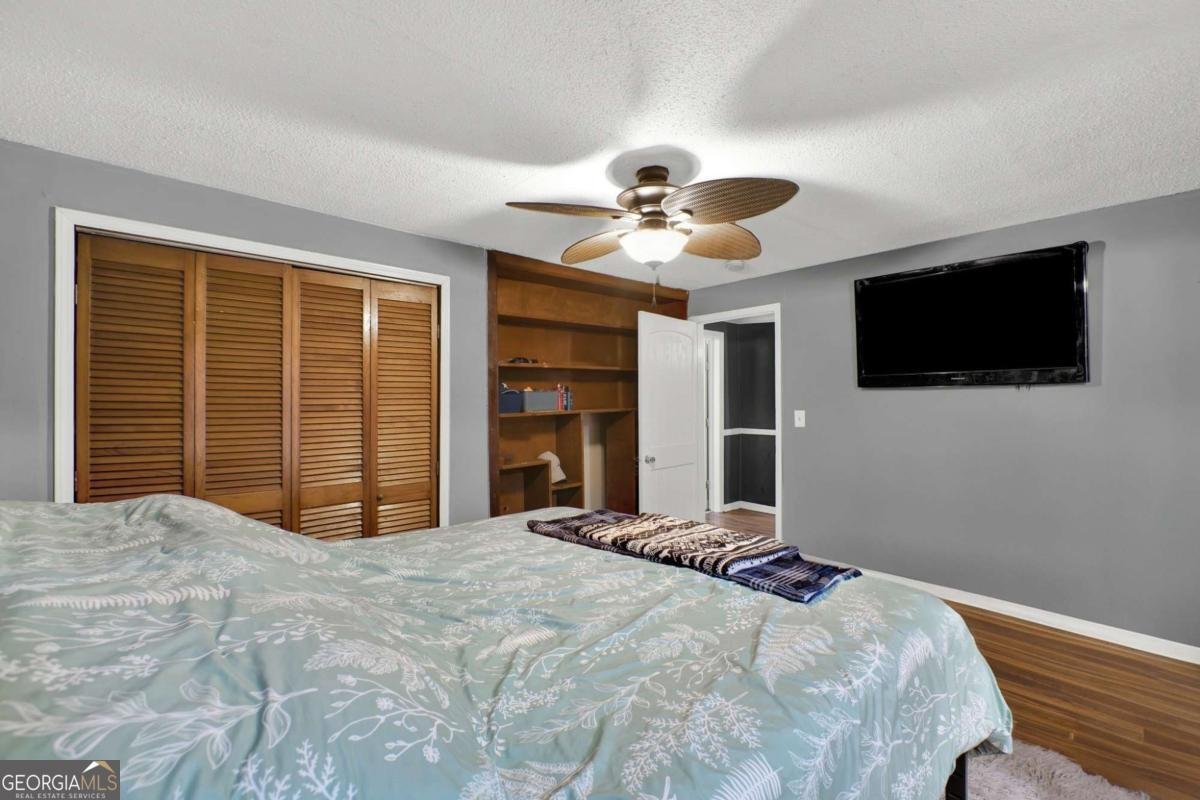 400 Hall Memorial Road Calhoun - 24