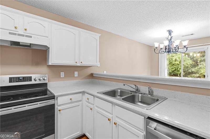 7190 Georges Way Morrow - 6