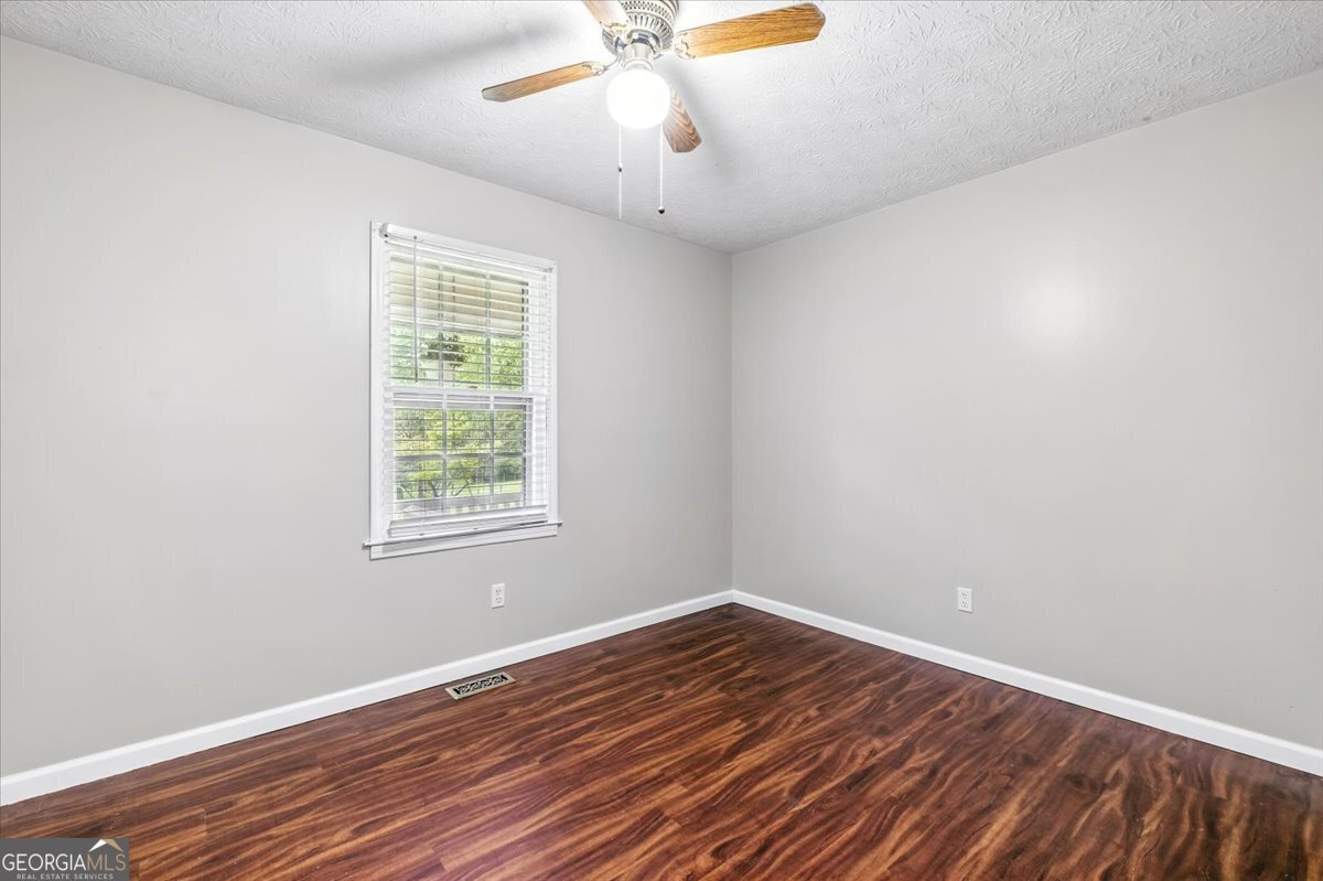 16 Hardin Drive Silver Creek - 26