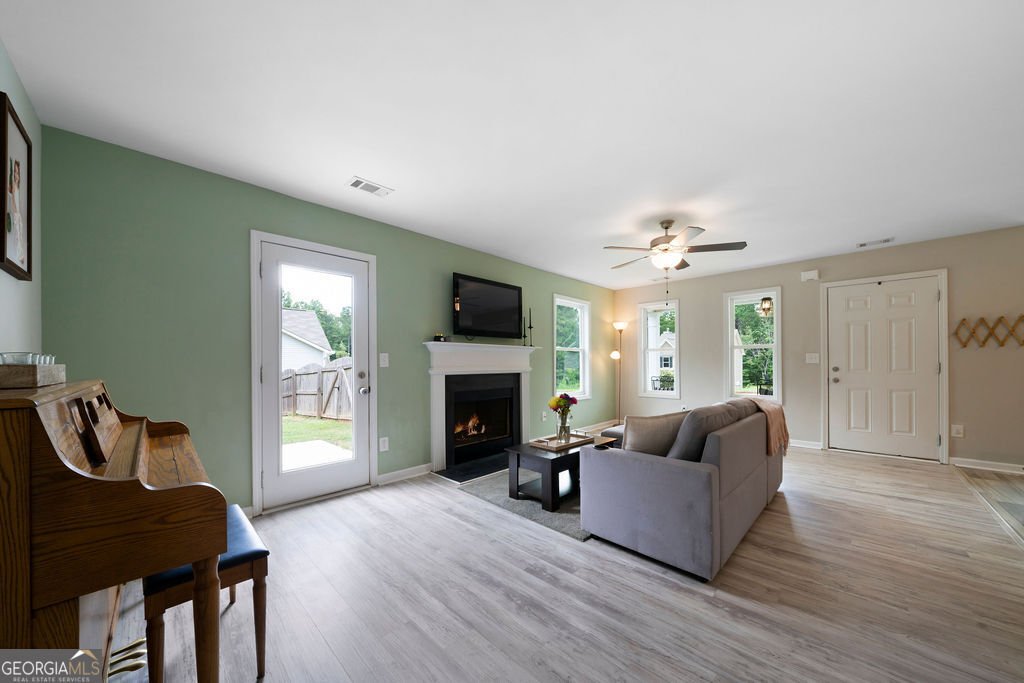 232 Cynthia Court Dallas - 1