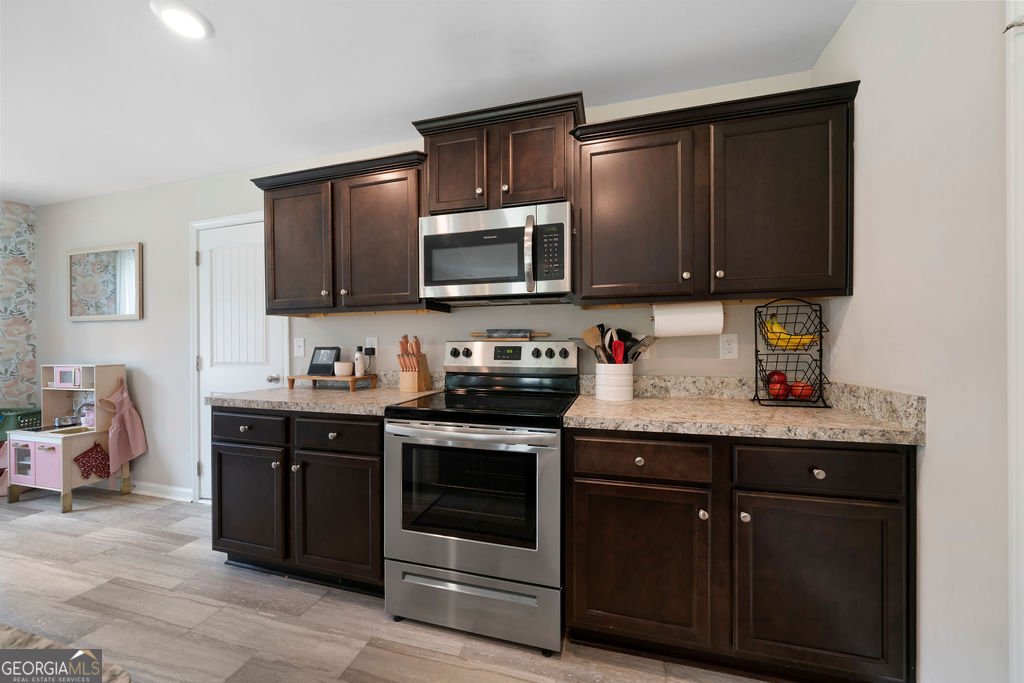 232 Cynthia Court Dallas - 17