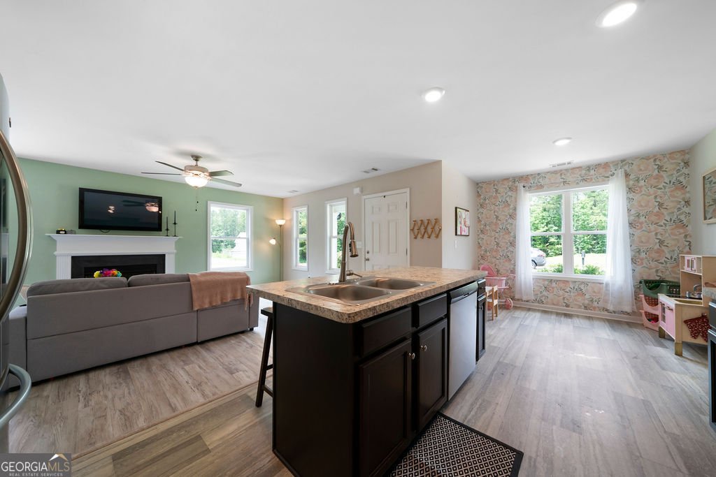 232 Cynthia Court Dallas - 18