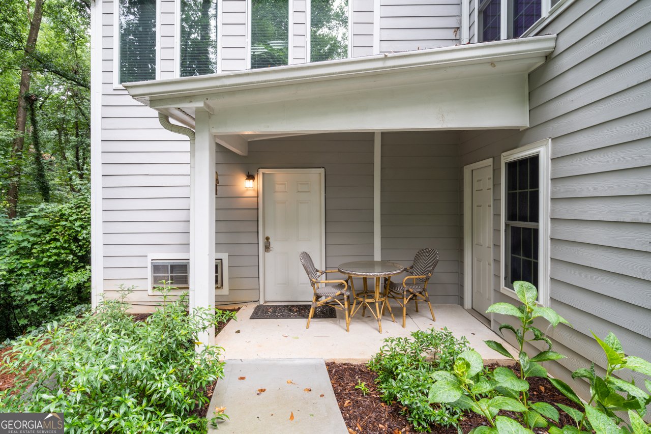 2690 Valvedere Drive Brookhaven - 18
