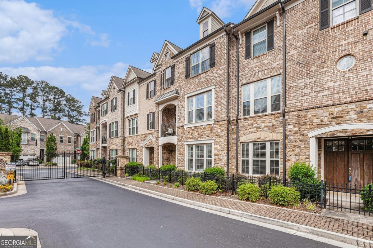 1438 Druid Manor Boulevard Atlanta - 28