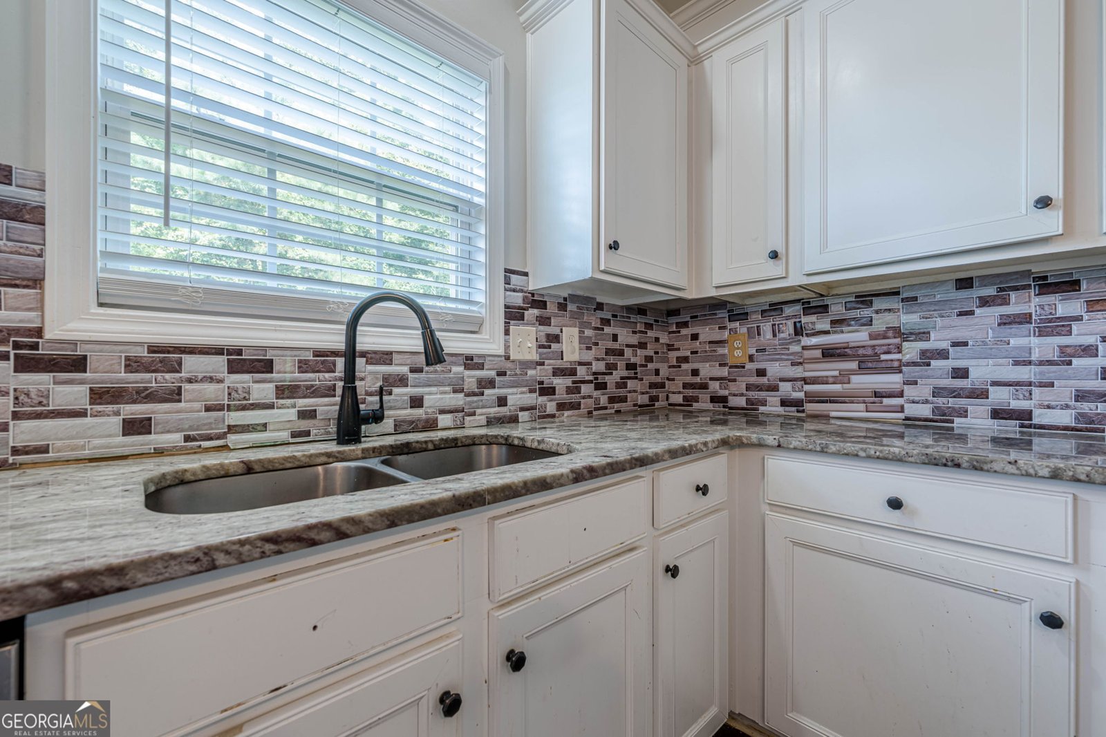 890 Sapphire Lane Sugar Hill - 24