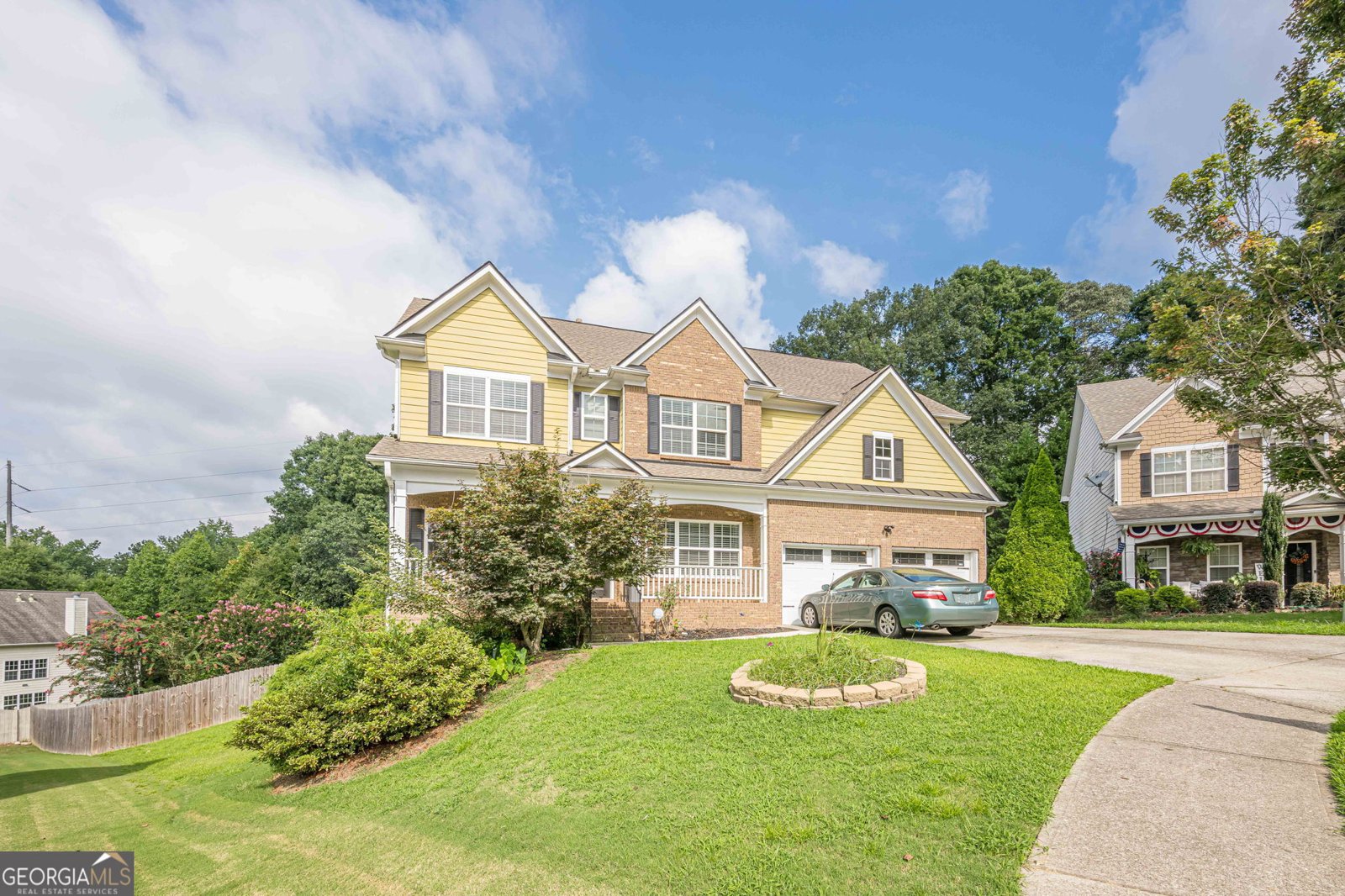 890 Sapphire Lane Sugar Hill - 4