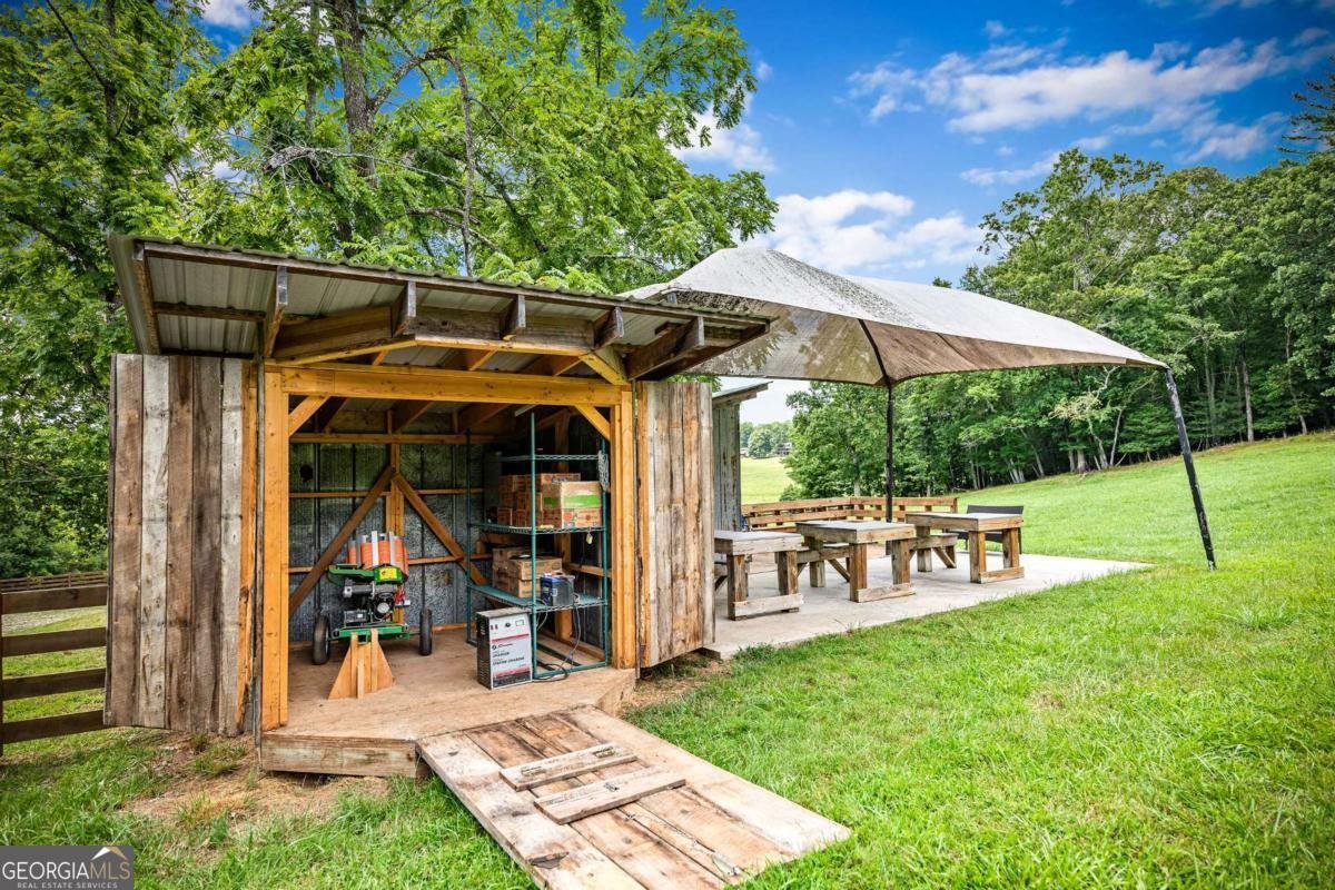 1281 Deaver Road Blairsville - 24