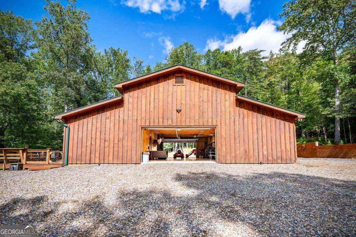 1281 Deaver Road Blairsville - 29