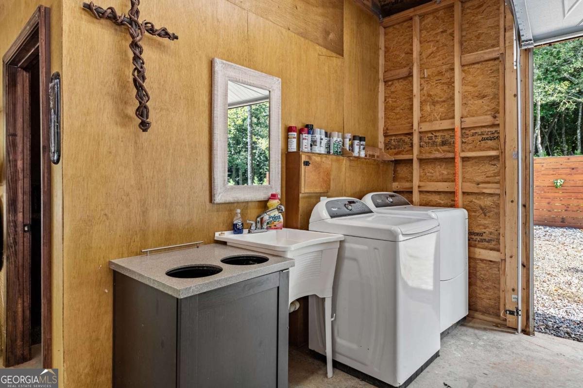 1281 Deaver Road Blairsville - 32
