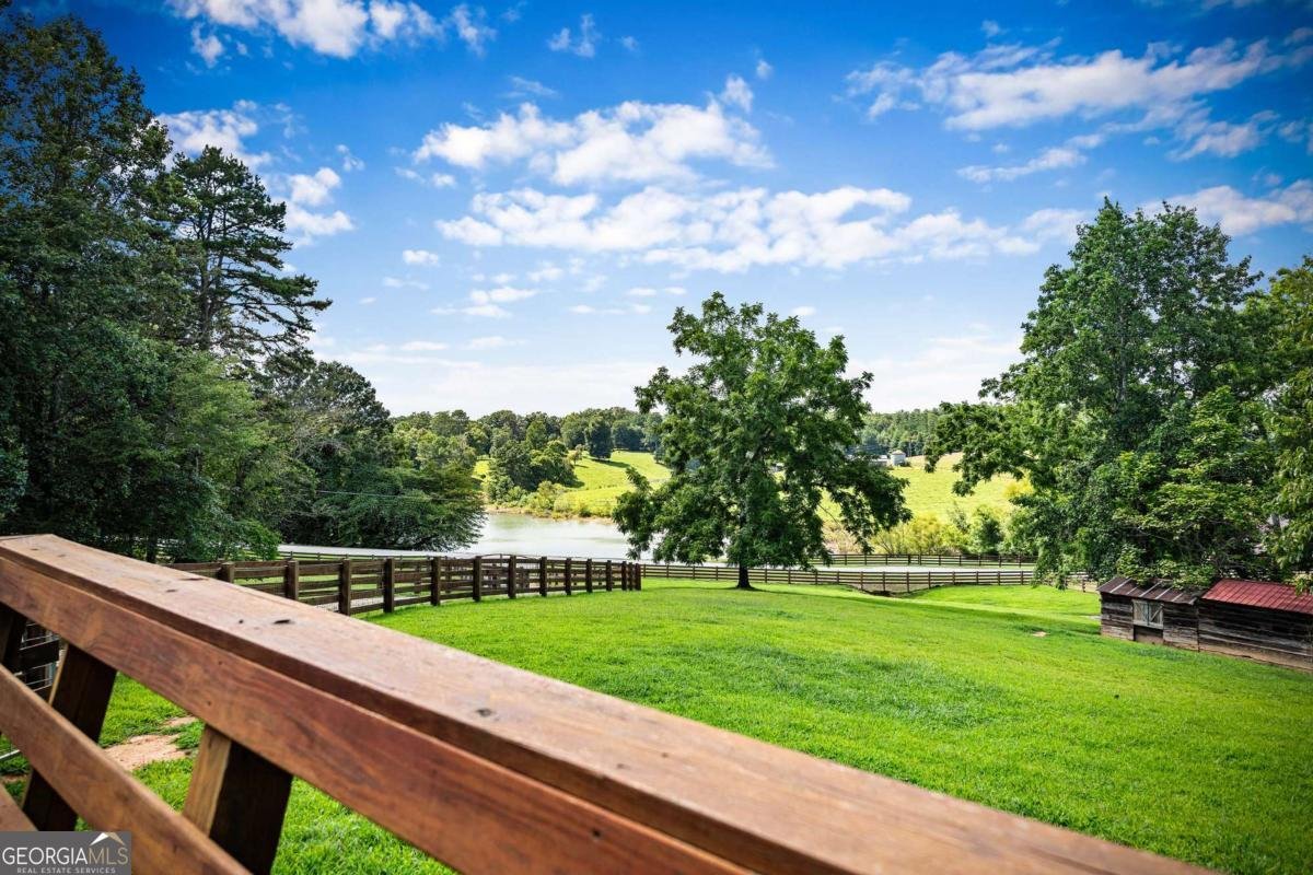 1281 Deaver Road Blairsville - 38