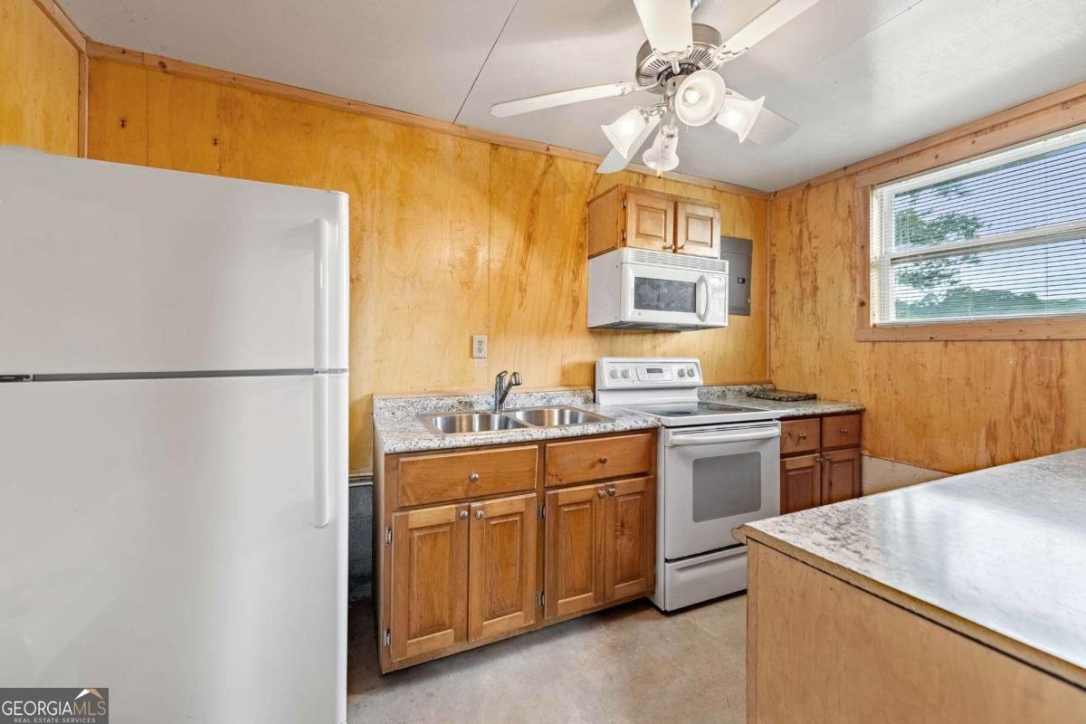 1281 Deaver Road Blairsville - 43