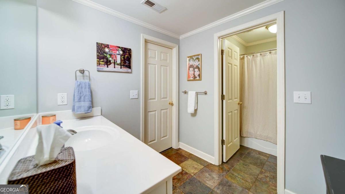 80 Fowler Avenue Roswell - 24