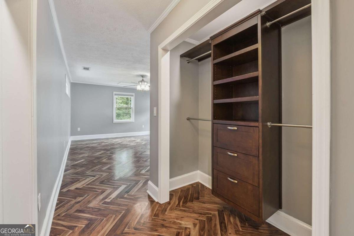 2274 Edgemore Drive Atlanta - 21