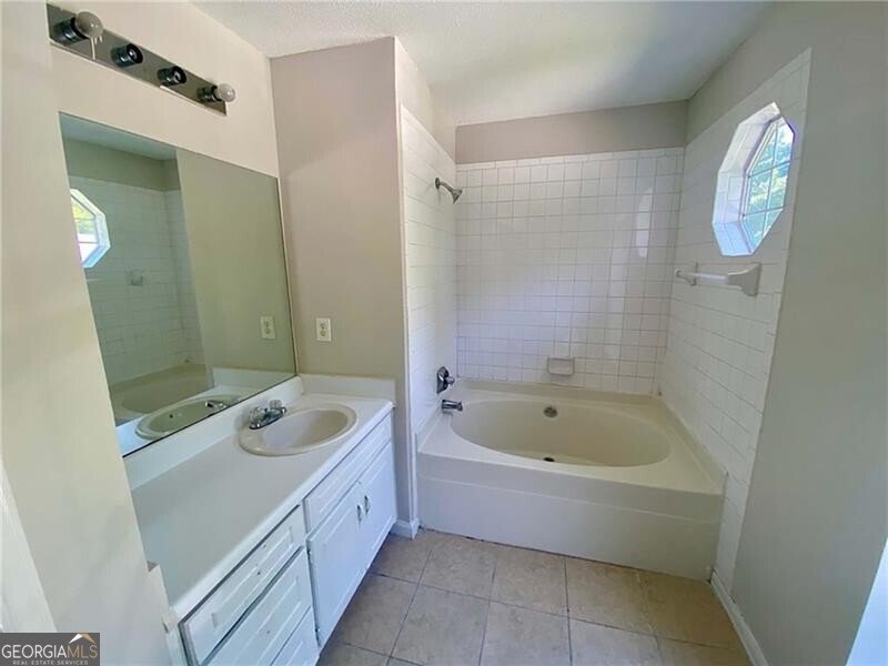 3746 Soapstone Road Decatur - 2