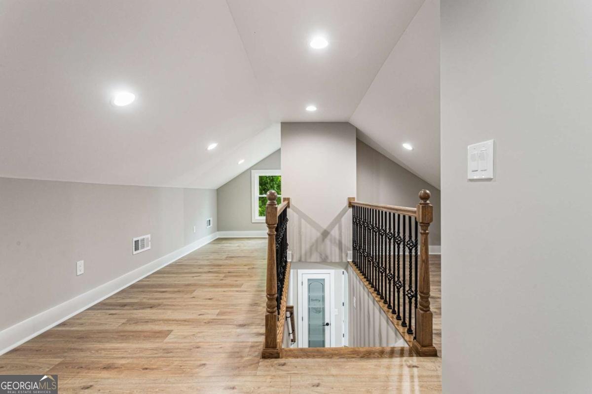 1283 Beecher Street Atlanta - 1